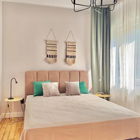 Luxury Center By Kvartiri Ltd 索菲亞