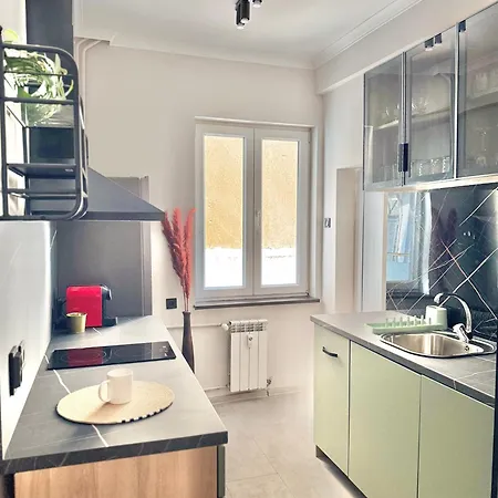 Apartamento Luxury Center By Kvartiri Ltd