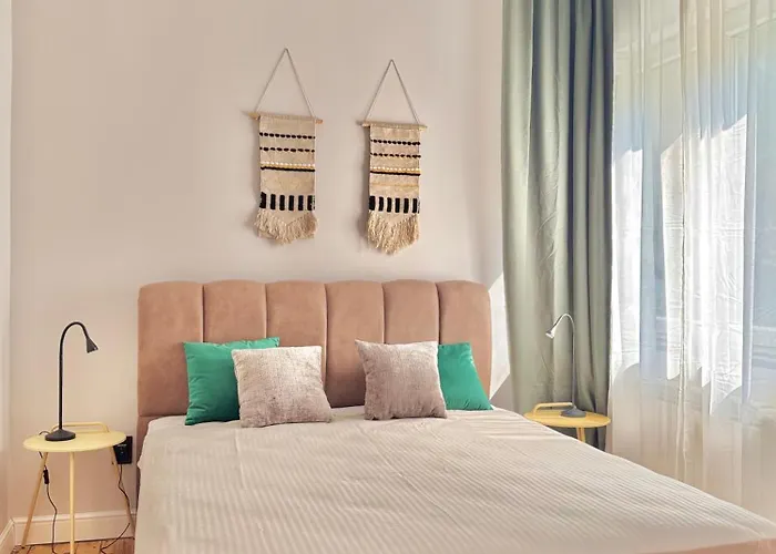 Luxury Center By Kvartiri Ltd ソフィア