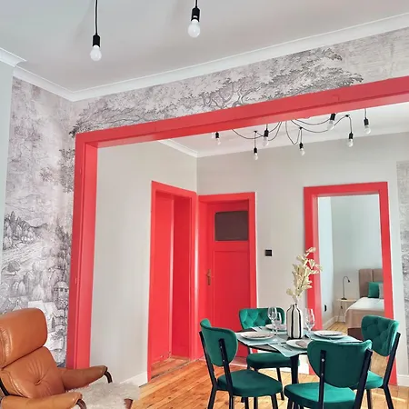 아파트 Luxury Center By Kvartiri Ltd